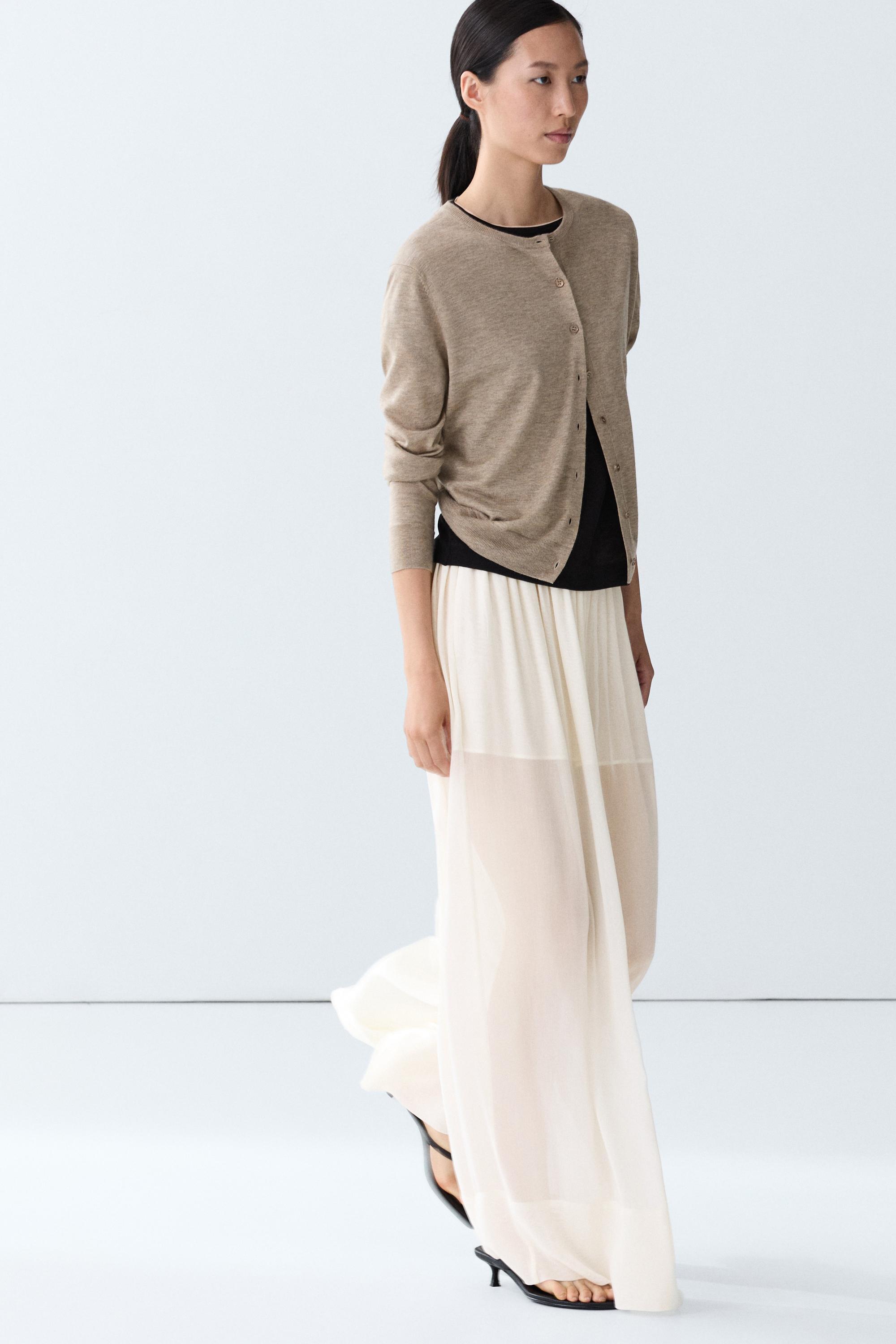 Cardigan en maille fine col rond